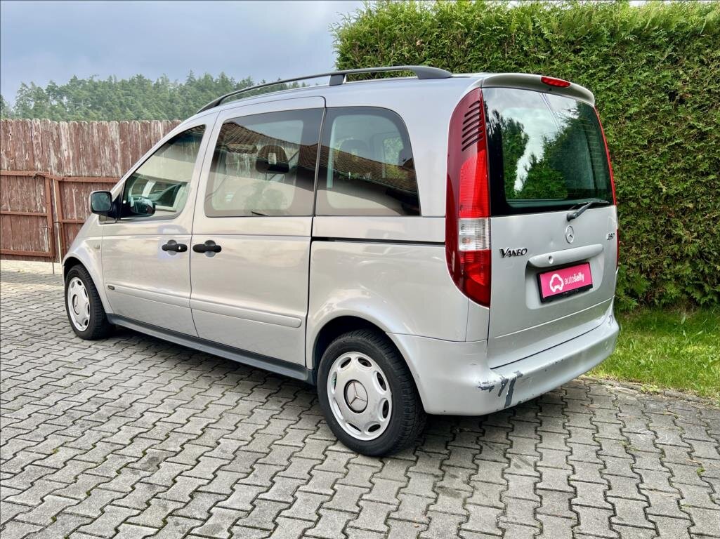 Mercedes-Benz Vaneo MPV 1,7 l 67 kw