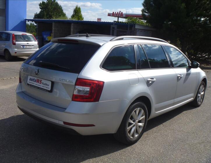 Škoda Octavia 6