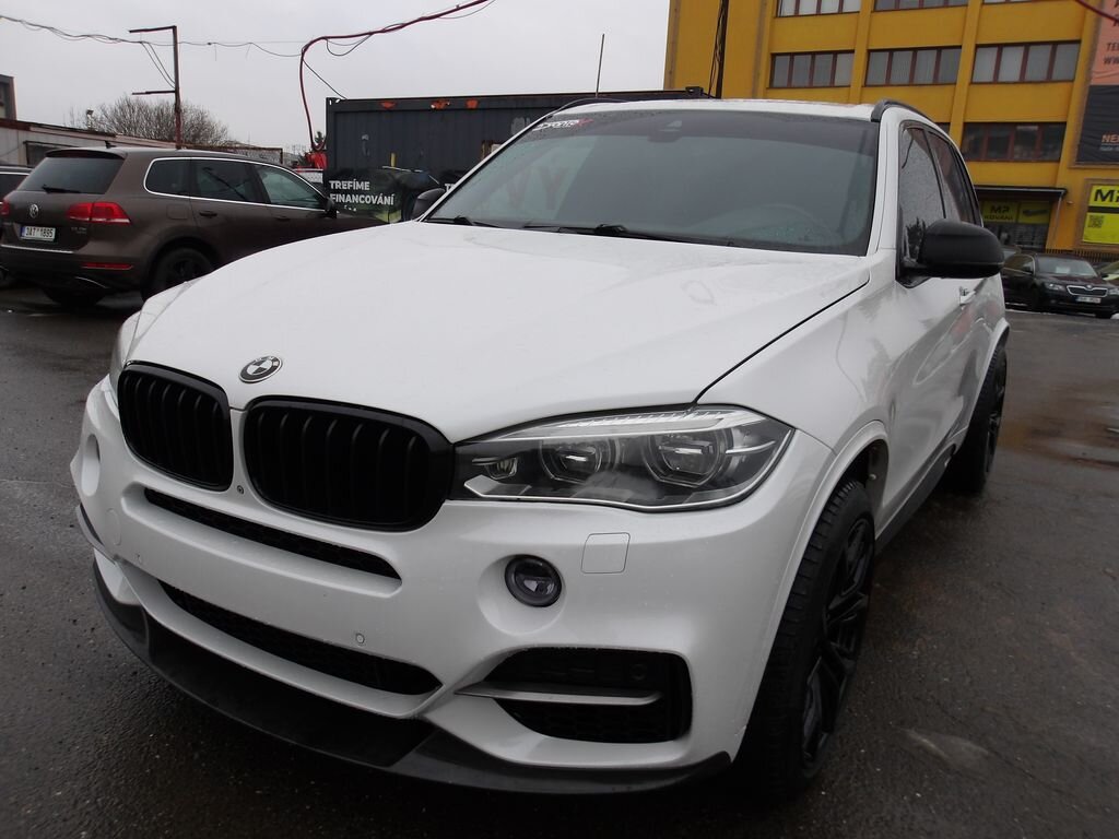 BMW X5 SUV 3,0 l 280 kw