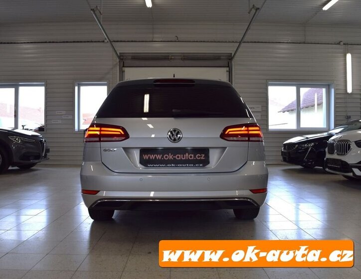 Volkswagen Golf Kombi 1,6 l 85 kw