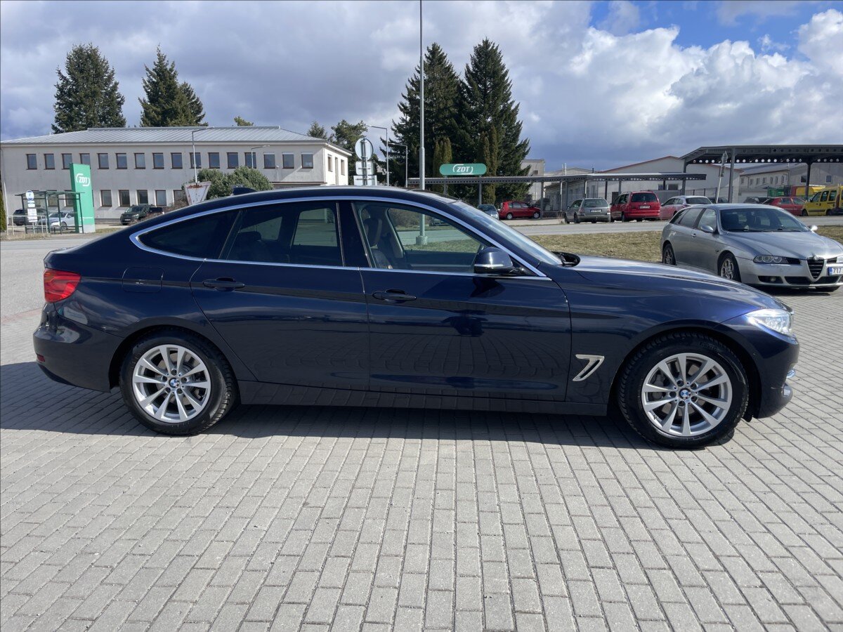 BMW Řada 3 Sedan / Limuzína 3,0 l 225 kw