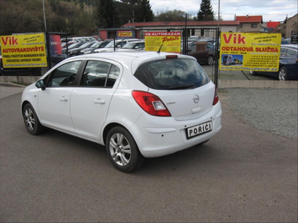 Opel Corsa Hatchback 1,4 l 74 kw