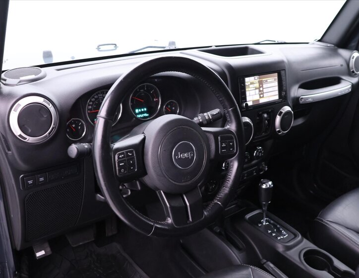 Jeep Wrangler SUV / Terénní 2,8 l 147 kw