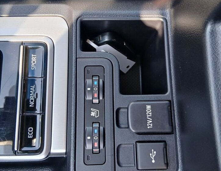 Toyota Land Cruiser SUV / Terénní 2,8 l 150 kw