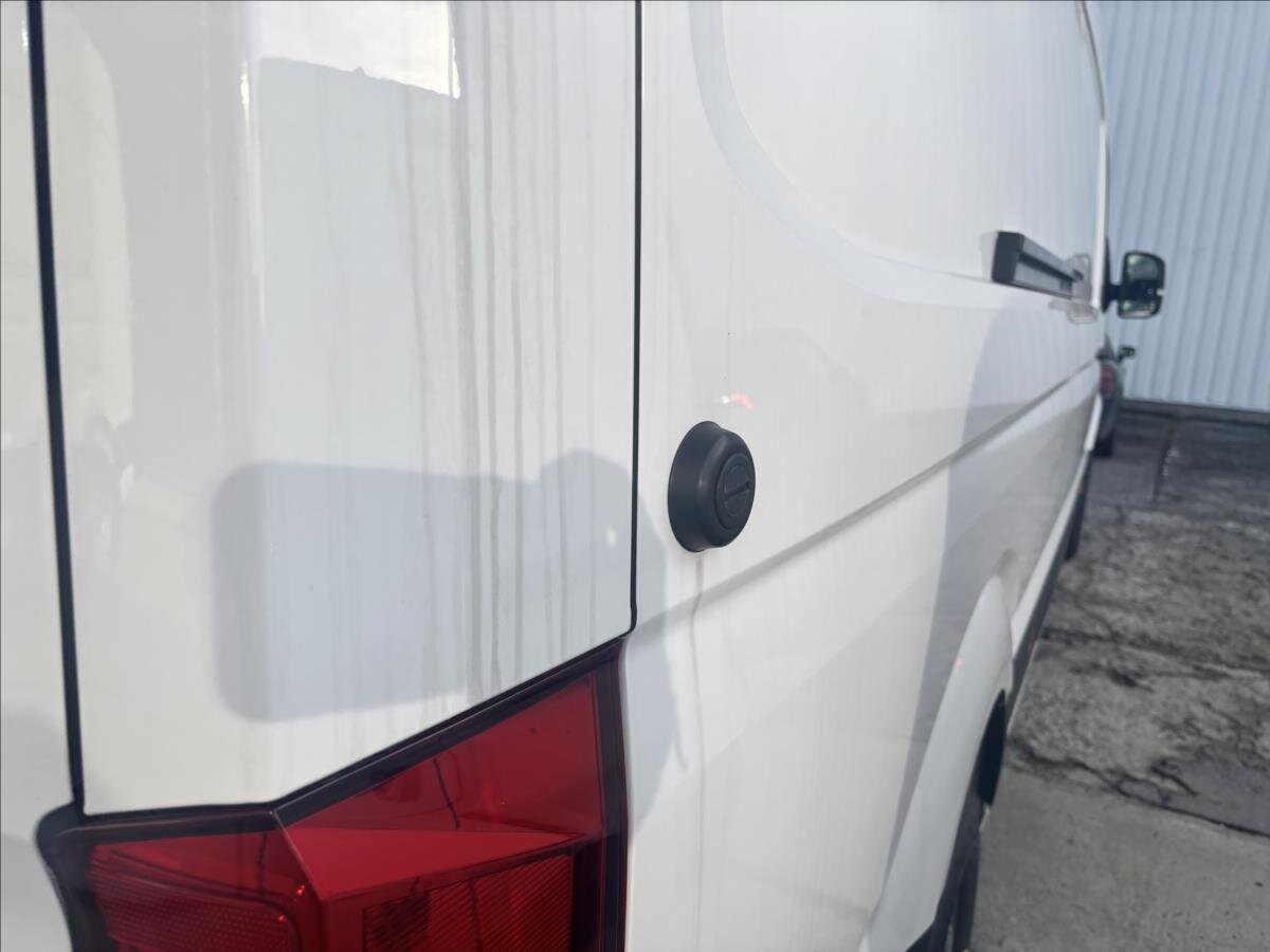 Volkswagen Crafter Skříň 2,0 l 103 kw