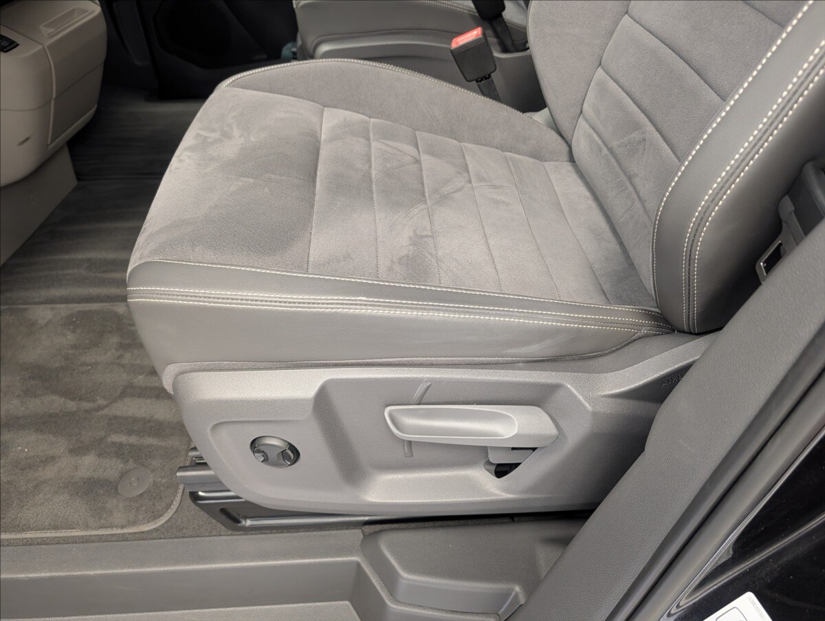 Volkswagen Multivan VAN / Minibus 0,0 180 kw