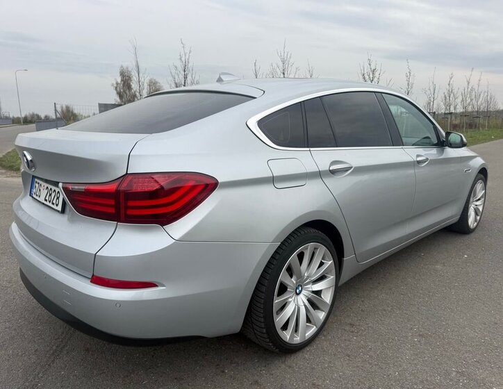 BMW Řada 5 Sedan / Limuzína 3,0 l 190 kw