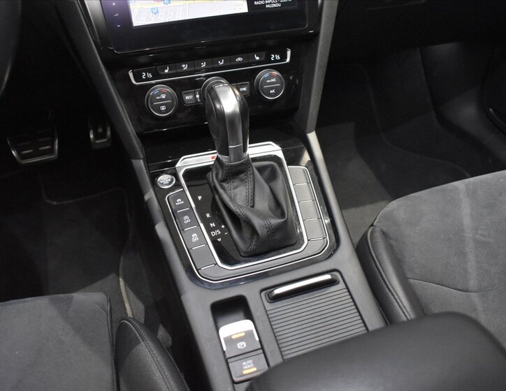 Volkswagen Arteon Liftback 2,0 l 176 kw