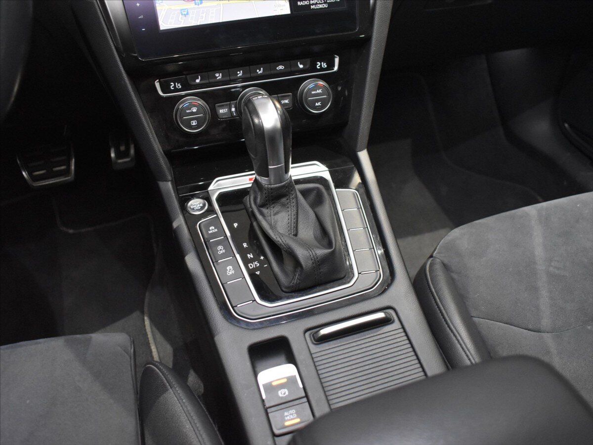 Volkswagen Arteon Liftback 2,0 l 176 kw