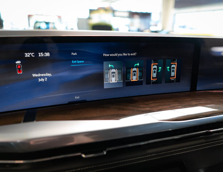 Cadillac Escalade SUV 6,2 l 313 kw