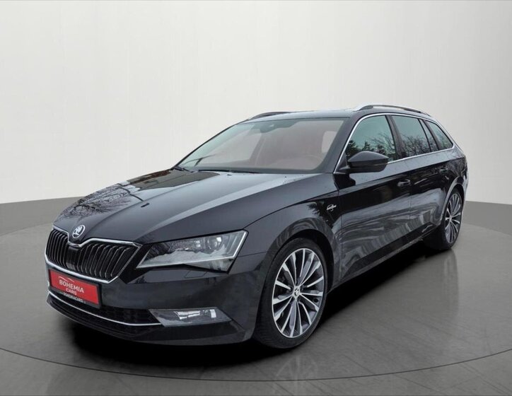 Škoda Superb Kombi 2,0 l 206 kw