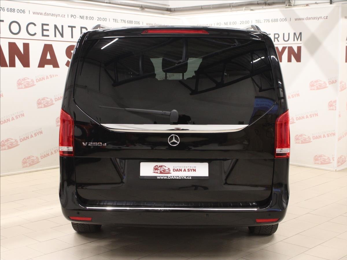 Mercedes-Benz Třídy V Kombi 2,1 l 140 kw
