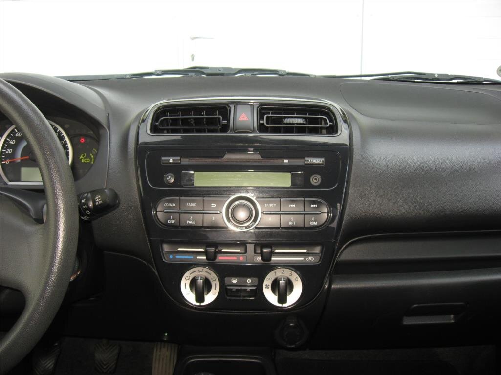 Mitsubishi Space Star Hatchback 999,0 52 kw