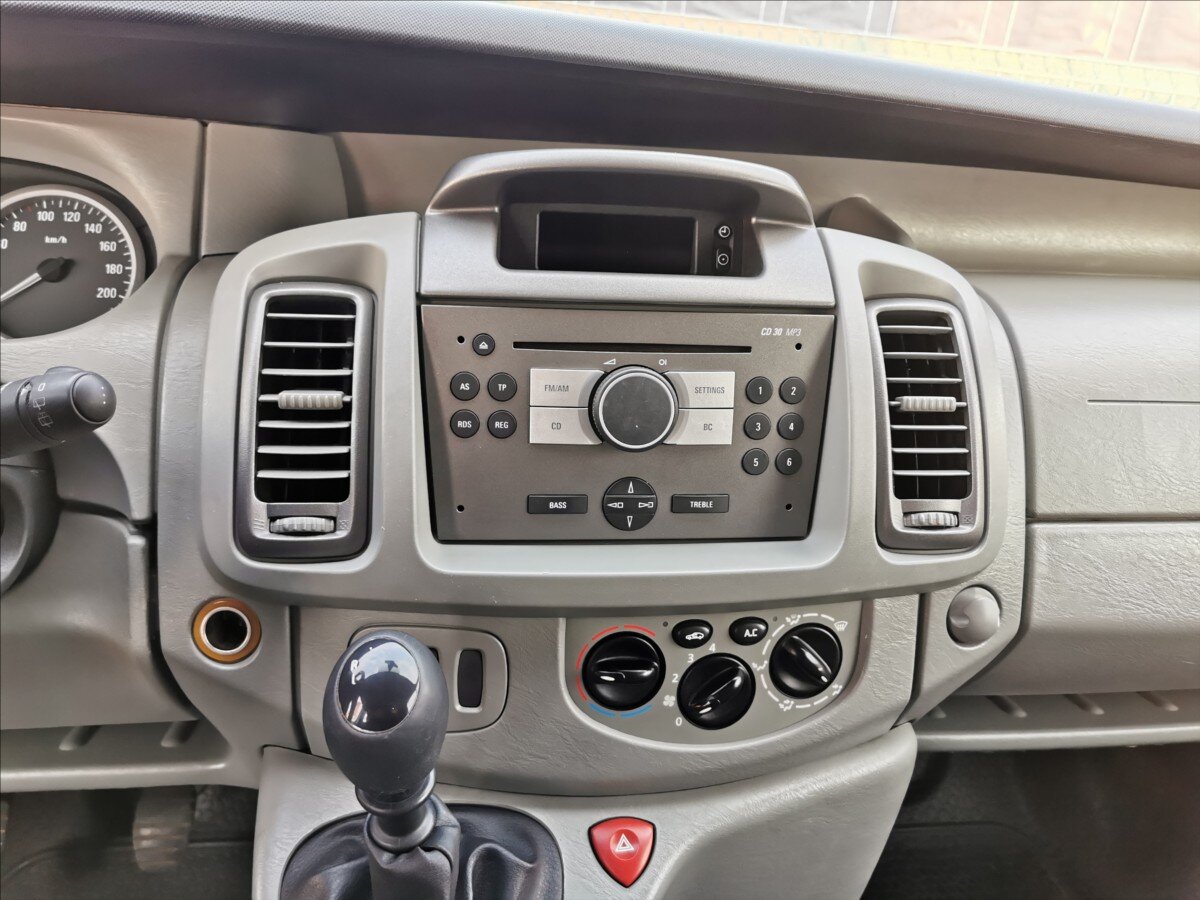 Opel Vivaro Kombi 2,0 l 84 kw