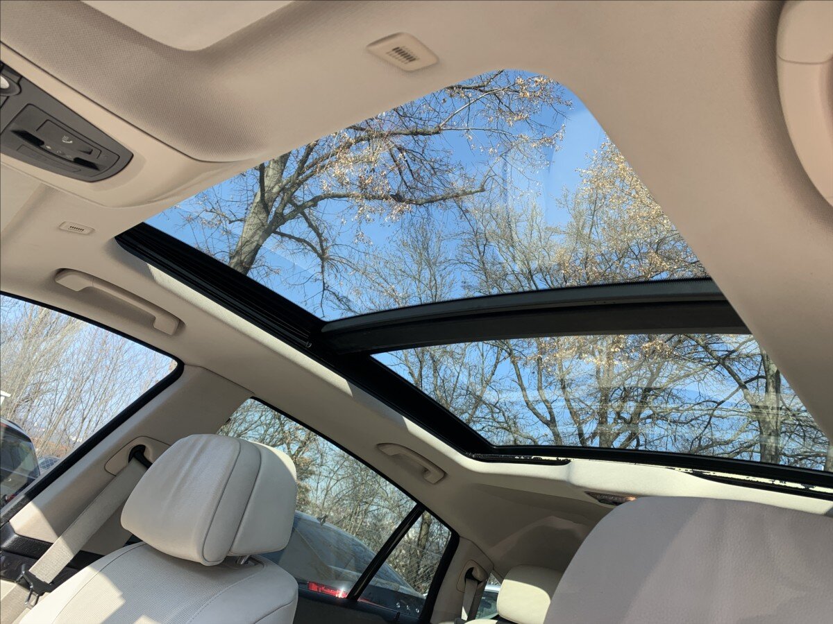 BMW Řada 5 Liftback 3,0 l 180 kw