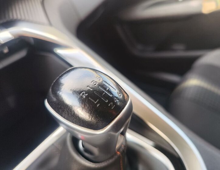 Peugeot 5008 SUV / Terénní 1,2 l 96 kw