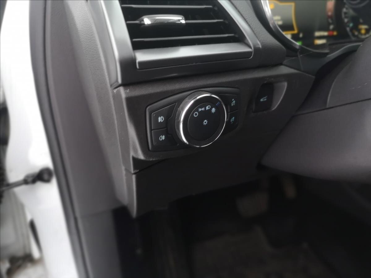 Ford Mondeo Kombi 2,0 l 132 kw