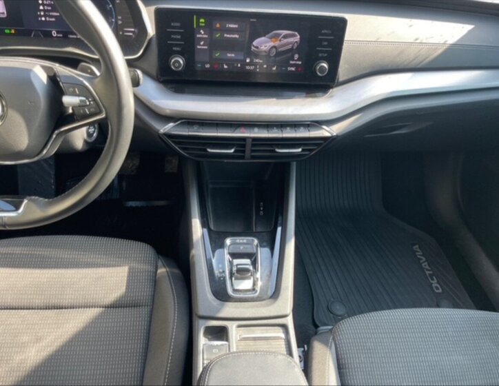 Škoda Octavia Kombi 2,0 l 110 kw