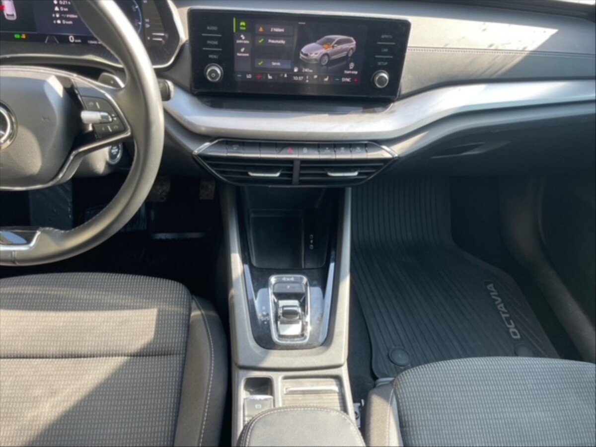 Škoda Octavia Kombi 2,0 l 110 kw