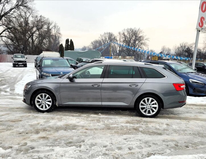 Škoda Superb 3