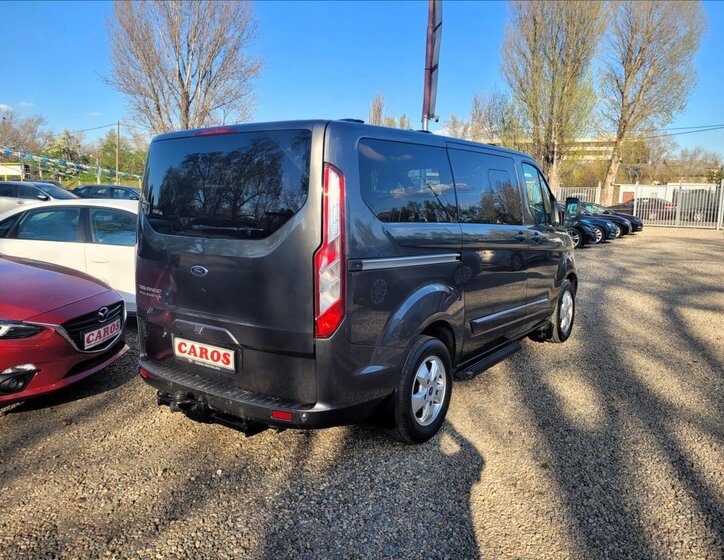 Ford Tourneo Custom MPV 2,0 l 125 kw
