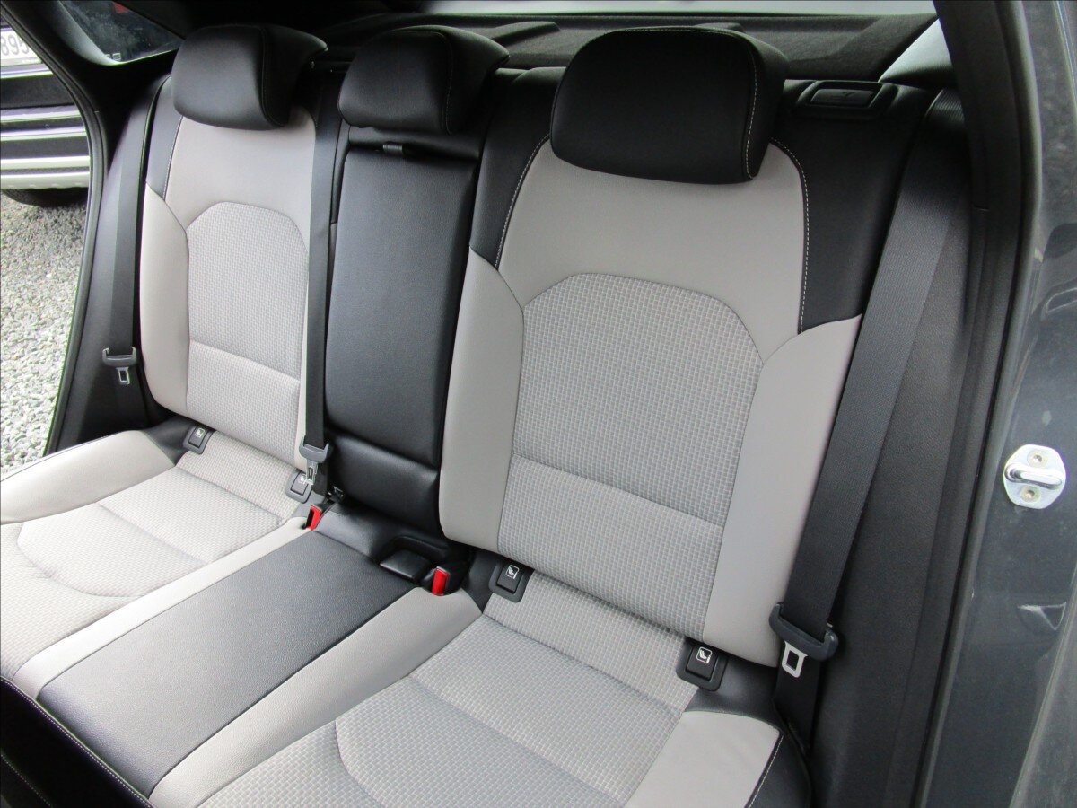 KIA Ceed Hatchback 1,4 l 103 kw