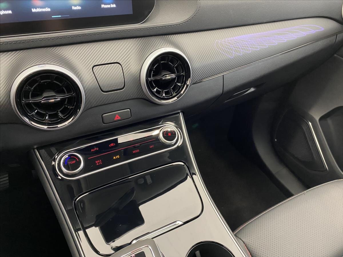 Dongfeng T5 EVO SUV / Terénní 1,5 l 130 kw