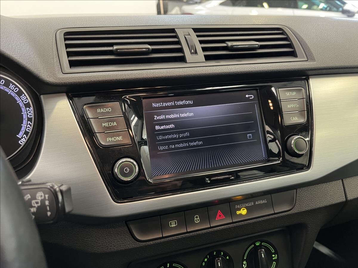 Škoda Fabia Hatchback 999,0 70 kw