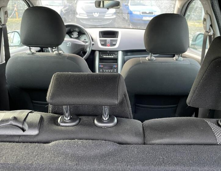 Peugeot 207 26