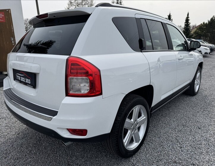 Jeep Compass SUV / Terénní 2,1 l 100 kw