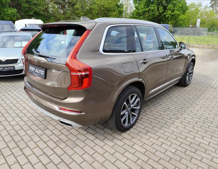 Volvo XC90 2