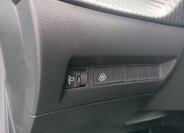 Peugeot 208 Hatchback 1,2 l 55 kw