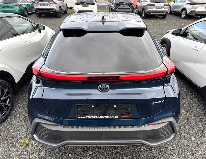 Toyota C-HR 5