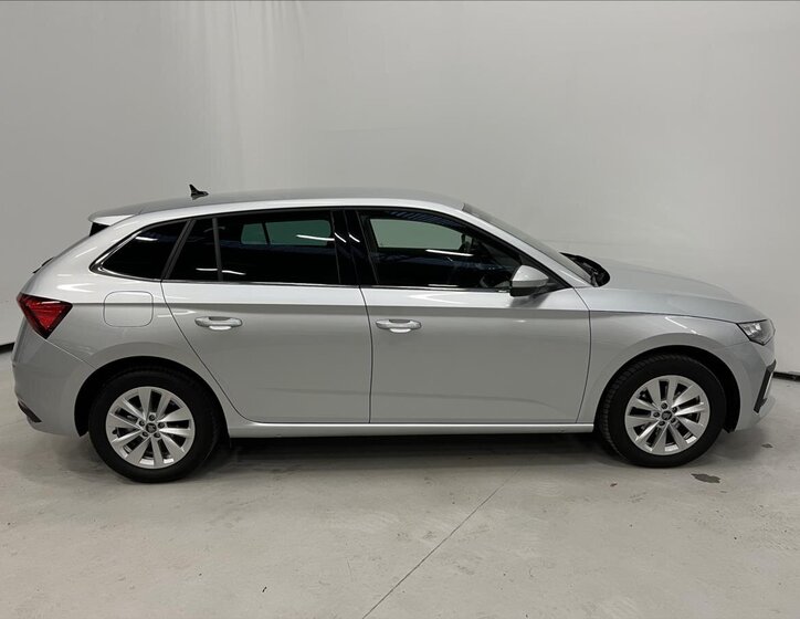Škoda Scala Hatchback 1,5 l 110 kw