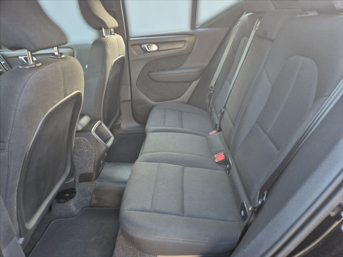 Volvo XC40 SUV 1,5 l 120 kw