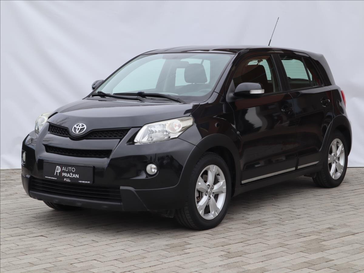 Toyota Urban Cruiser Hatchback 1,3 l 74 kw