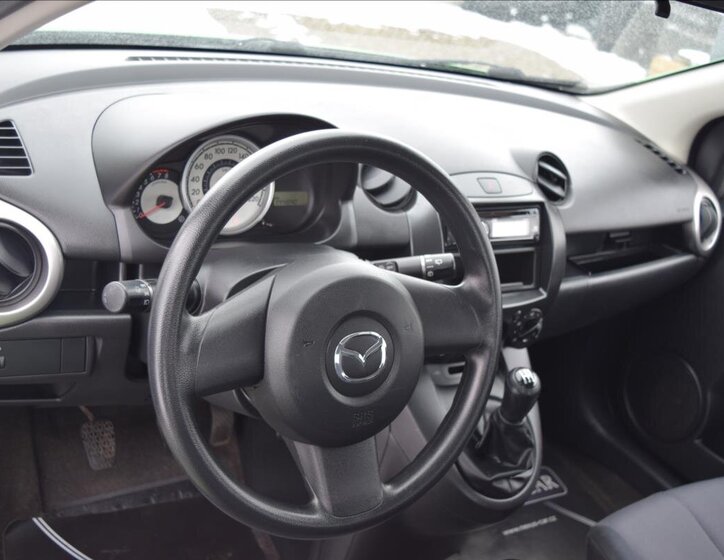 Mazda 2 Hatchback 1,3 l 55 kw