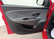 Lancia Y Hatchback 1,2 l 51 kw