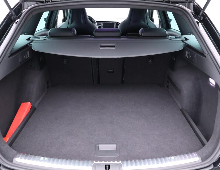 Seat Leon Kombi 2,0 l 221 kw