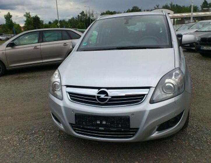 Opel Zafira 2