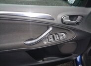 Ford S-MAX 10