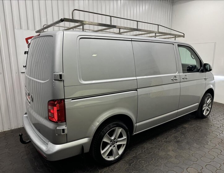 Volkswagen Transporter 8