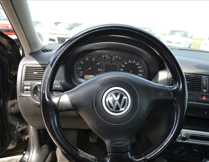 Volkswagen Golf Hatchback 1,4 l 55 kw