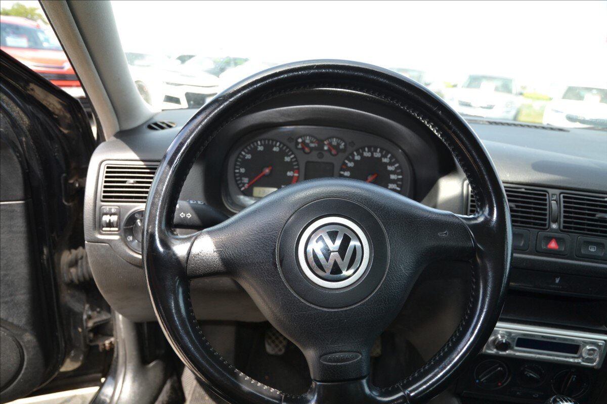 Volkswagen Golf Hatchback 1,4 l 55 kw