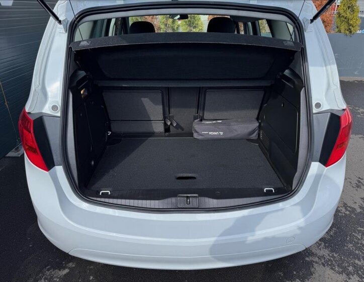 Opel Meriva MPV 1,4 l 74 kw