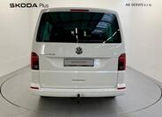 Volkswagen Caravelle 9