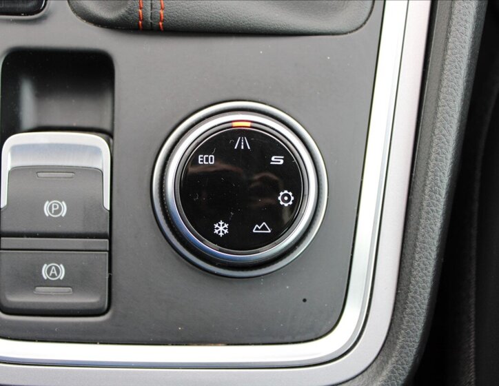 Seat Ateca SUV / Terénní 2,0 l 110 kw