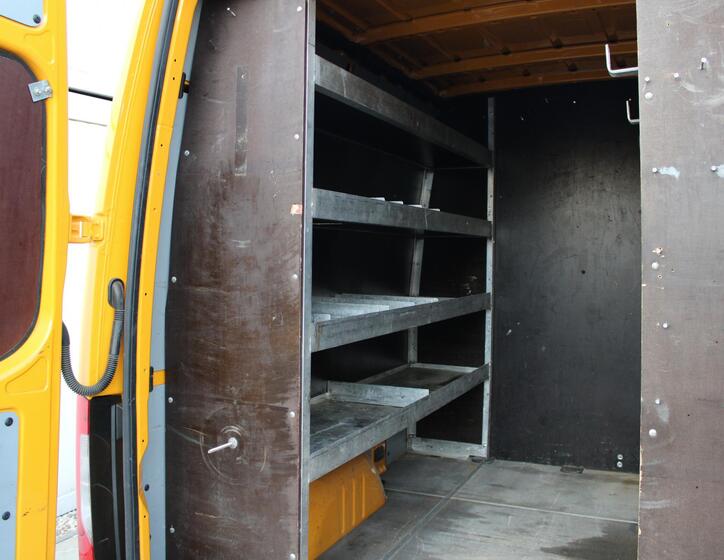 Mercedes-Benz Sprinter 9