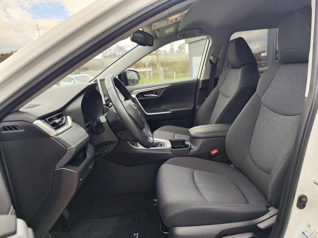 Toyota RAV4 SUV / Terénní 2,0 l 129 kw