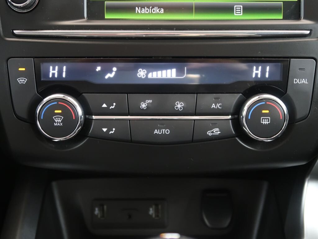 Renault Kadjar SUV / Terénní 1,6 l 96 kw